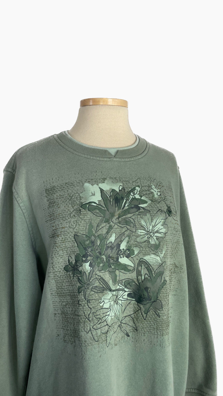 Northern Reflections flower pullover - large